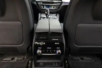 BMW 520, 2.0, 135 kW, hybrid, automatic, rear-wheel drive