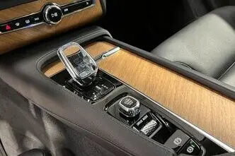 Volvo XC90, 2.0, 173 kW, hybrid, automatic, four-wheel drive
