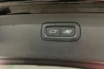 Volvo XC90, 2.0, 173 kW, hybrid, automatic, four-wheel drive