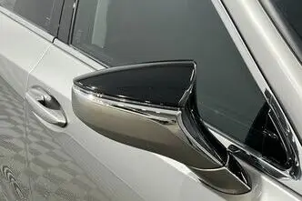 Lexus ES 300, 2.5, 131 kW, гибрид, автомат, передний привод
