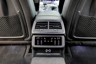 Audi A6, 3.0, 210 kW, hybrid, automatic, four-wheel drive