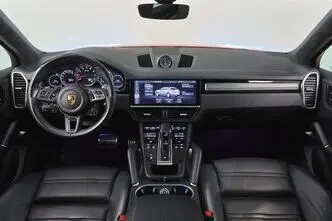 Porsche Cayenne, 4.0, 404 kW, petrol, automatic, four-wheel drive