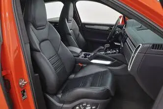 Porsche Cayenne, 4.0, 404 kW, petrol, automatic, four-wheel drive