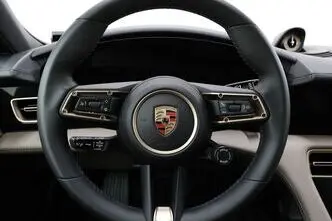 Porsche Taycan, 140 kW, electric, automatic, four-wheel drive