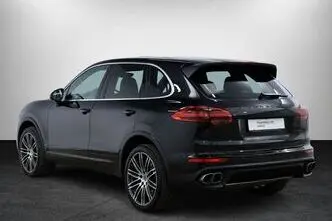 Porsche Cayenne, 4.8, 382 kW, petrol, automatic, four-wheel drive