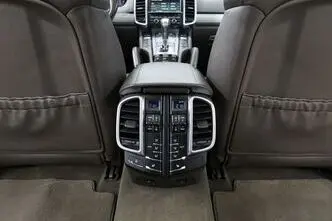 Porsche Cayenne, 4.8, 382 kW, petrol, automatic, four-wheel drive