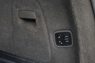 Porsche Cayenne, 4.8, 382 kW, petrol, automatic, four-wheel drive