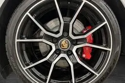 Porsche Taycan, 140 kW, electric, automatic, four-wheel drive