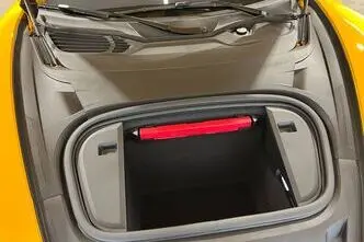 Porsche Taycan, 140 kW, electric, automatic, four-wheel drive