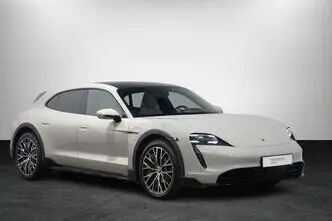 Porsche Taycan, 140 kW, electric, automatic, four-wheel drive