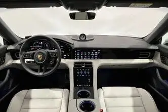 Porsche Taycan, 140 kW, electric, automatic, four-wheel drive
