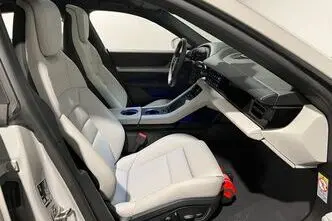 Porsche Taycan, 140 kW, electric, automatic, four-wheel drive