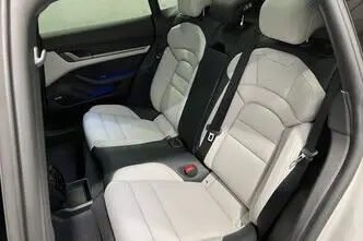 Porsche Taycan, 140 kW, electric, automatic, four-wheel drive