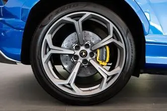 Lamborghini Urus, 4.0, 478 kW, bensiin, automaat, nelikvedu