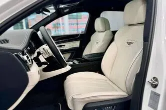 Bentley Bentayga, 404 kW, petrol, automatic, four-wheel drive