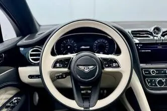 Bentley Bentayga, 404 kW, petrol, automatic, four-wheel drive