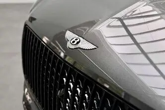 Bentley Bentayga, 404 kW, petrol, automatic, four-wheel drive