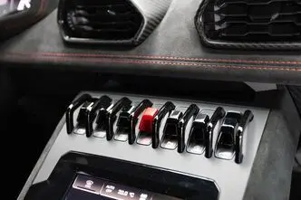 Lamborghini Huracán, 5.2, 449 kW, bensiin, automaat, nelikvedu