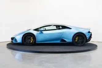 Lamborghini Huracán, 5.2, 470 kW, petrol, automatic, four-wheel drive