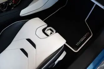 Lamborghini Huracán, 5.2, 470 kW, petrol, automatic, four-wheel drive