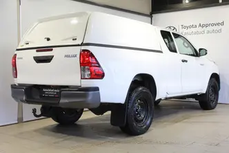 Toyota Hilux, 2.4, 110 kW, diisel, manuaal, nelikvedu