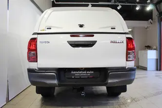 Toyota Hilux, 2.4, 110 kW, diisel, manuaal, nelikvedu