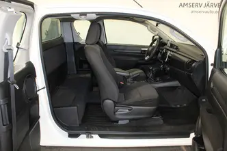 Toyota Hilux, 2.4, 110 kW, diisel, manuaal, nelikvedu