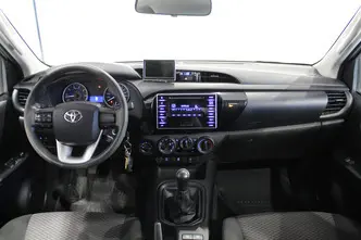Toyota Hilux, 2.4, 110 kW, diisel, manuaal, nelikvedu