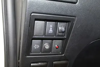 Toyota Hilux, 2.4, 110 kW, diisel, manuaal, nelikvedu