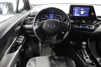 Toyota C-HR, 1.8, 72 kW, гибрид, автомат, передний привод