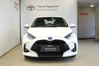 Toyota Yaris, 1.5, 68 kW, гибрид, автомат, передний привод