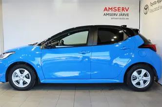 Toyota Yaris, 1.5, 68 kW, гибрид, автомат, передний привод