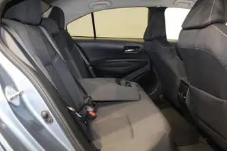 Toyota Corolla, 1.5, 92 kW, бензин, механическая, передний привод