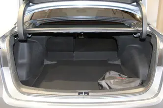 Toyota Corolla, 1.5, 92 kW, бензин, механическая, передний привод