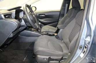 Toyota Corolla, 1.5, 92 kW, бензин, механическая, передний привод