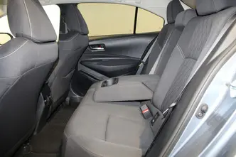 Toyota Corolla, 1.5, 92 kW, бензин, механическая, передний привод