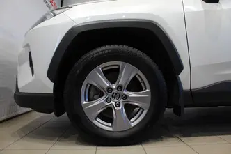 Toyota RAV4, 2.5, 131 kW, hübriid, automaat, esivedu