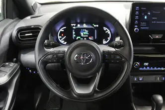 Toyota Yaris Cross, 1.5, 68 kW, hübriid, automaat, nelikvedu