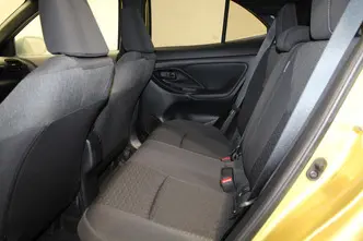 Toyota Yaris Cross, 1.5, 68 kW, hübriid, automaat, nelikvedu