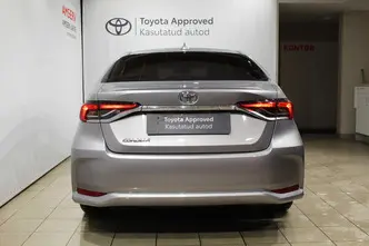Toyota Corolla, 1.6, 97 kW, бензин, автомат, передний привод