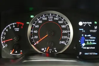 Toyota Corolla, 1.6, 97 kW, бензин, автомат, передний привод