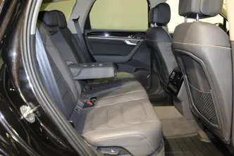 Volkswagen Touareg, 3.0, 170 kW, diesel, automatic, four-wheel drive