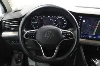 Volkswagen Touareg, 3.0, 170 kW, diesel, automatic, four-wheel drive