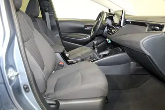 Toyota Corolla, 1.5, 92 kW, bensiin, manuaal, esivedu