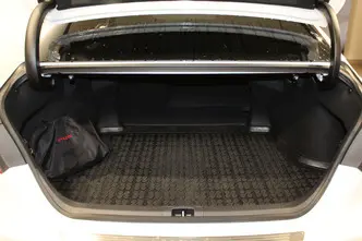 Toyota Camry, 2.5, 131 kW, hübriid, automaat, esivedu