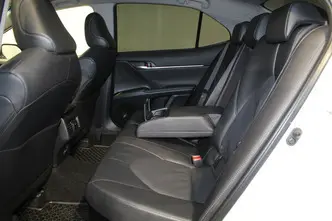 Toyota Camry, 2.5, 131 kW, hübriid, automaat, esivedu