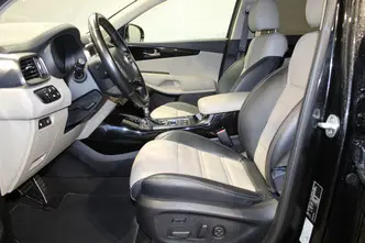Kia Sorento, 2.2, 147 kW, дизель, автомат, полный привод