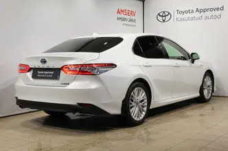 Toyota Camry, 2.5, 131 kW, гибрид, автомат, передний привод