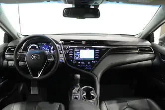 Toyota Camry, 2.5, 131 kW, гибрид, автомат, передний привод