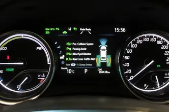 Toyota Camry, 2.5, 131 kW, гибрид, автомат, передний привод